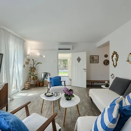 House Altea Дом отдыха *