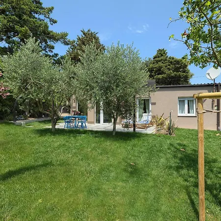 House Altea Дом отдыха Банджоле